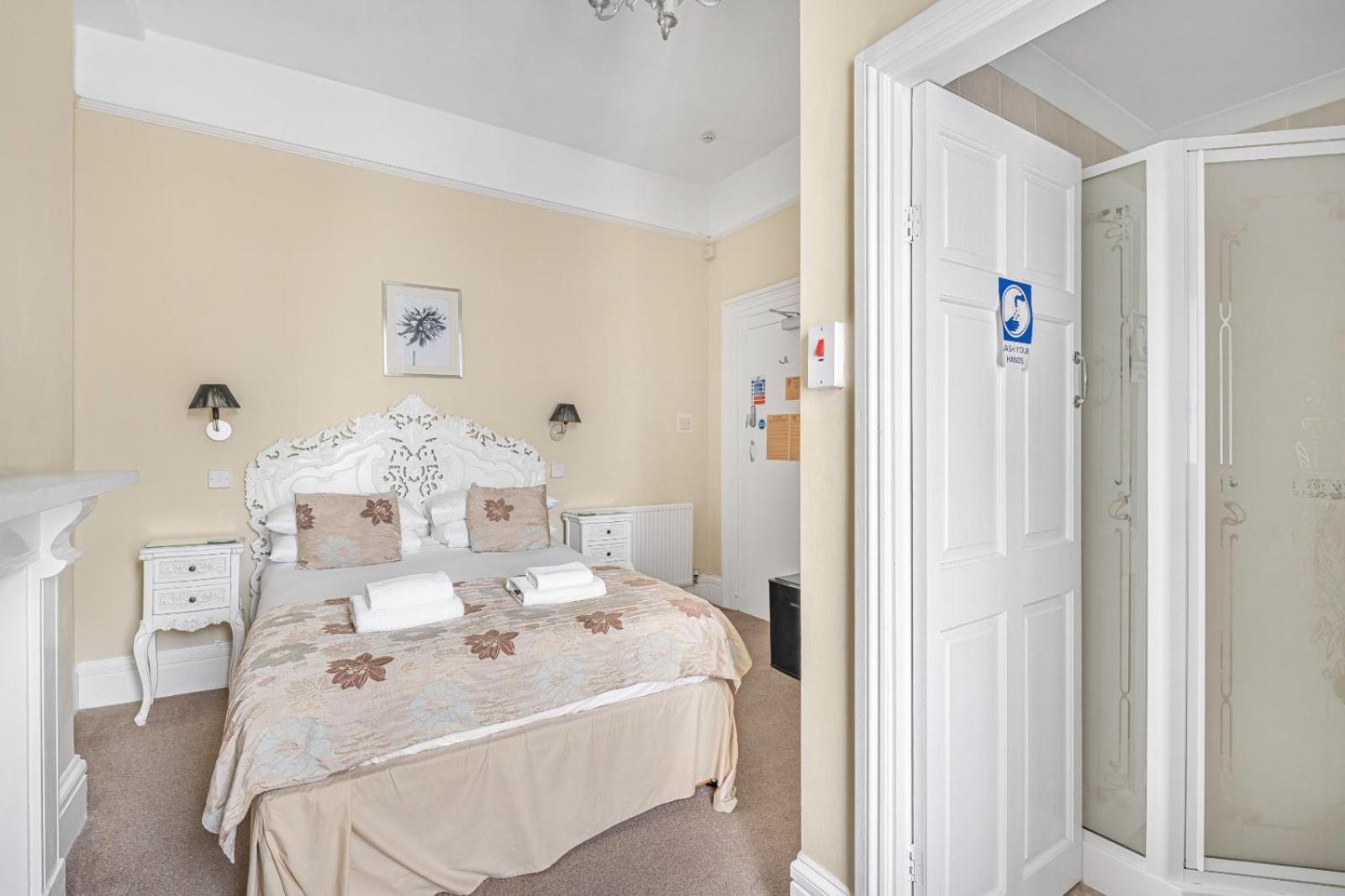 Summerlands Guest House Торки Экстерьер фото
