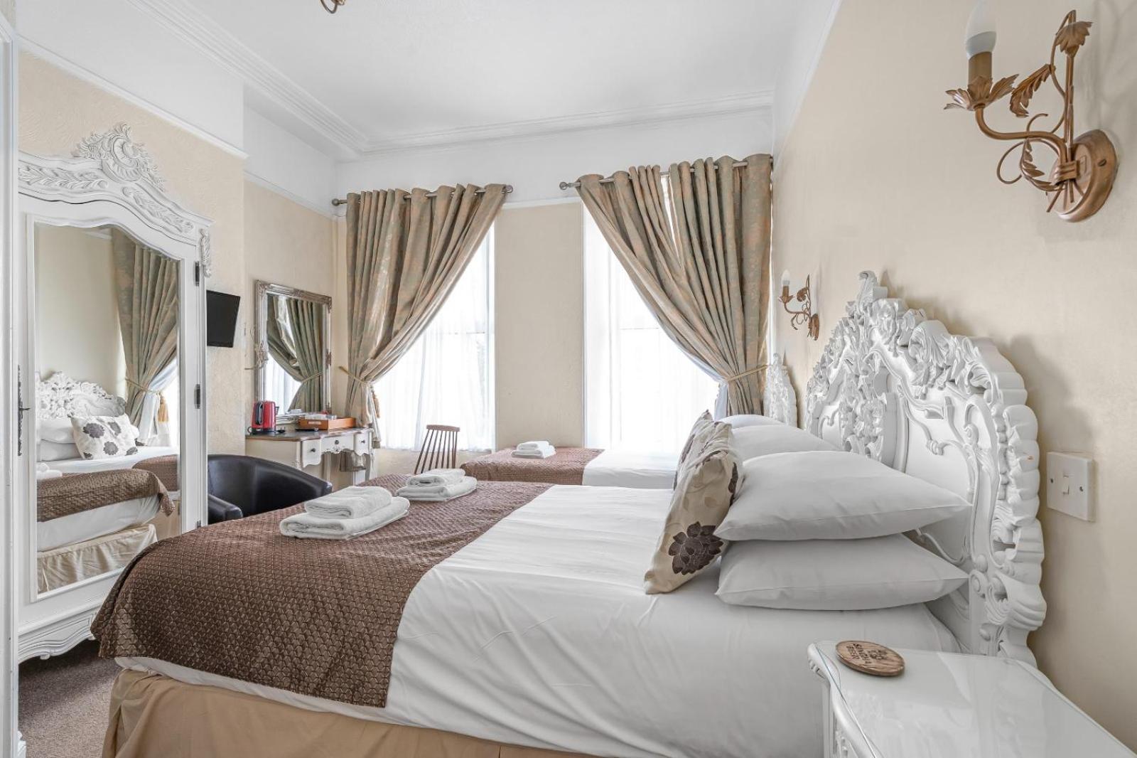 Summerlands Guest House Торки Экстерьер фото