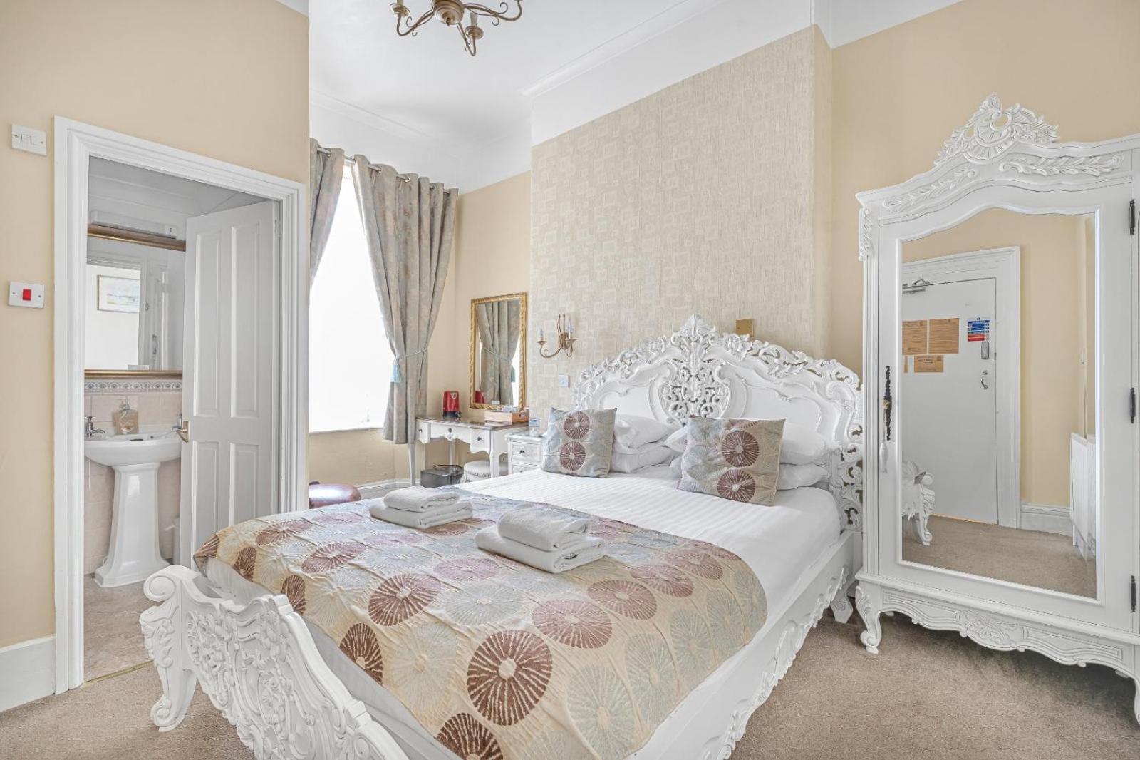 Summerlands Guest House Торки Экстерьер фото